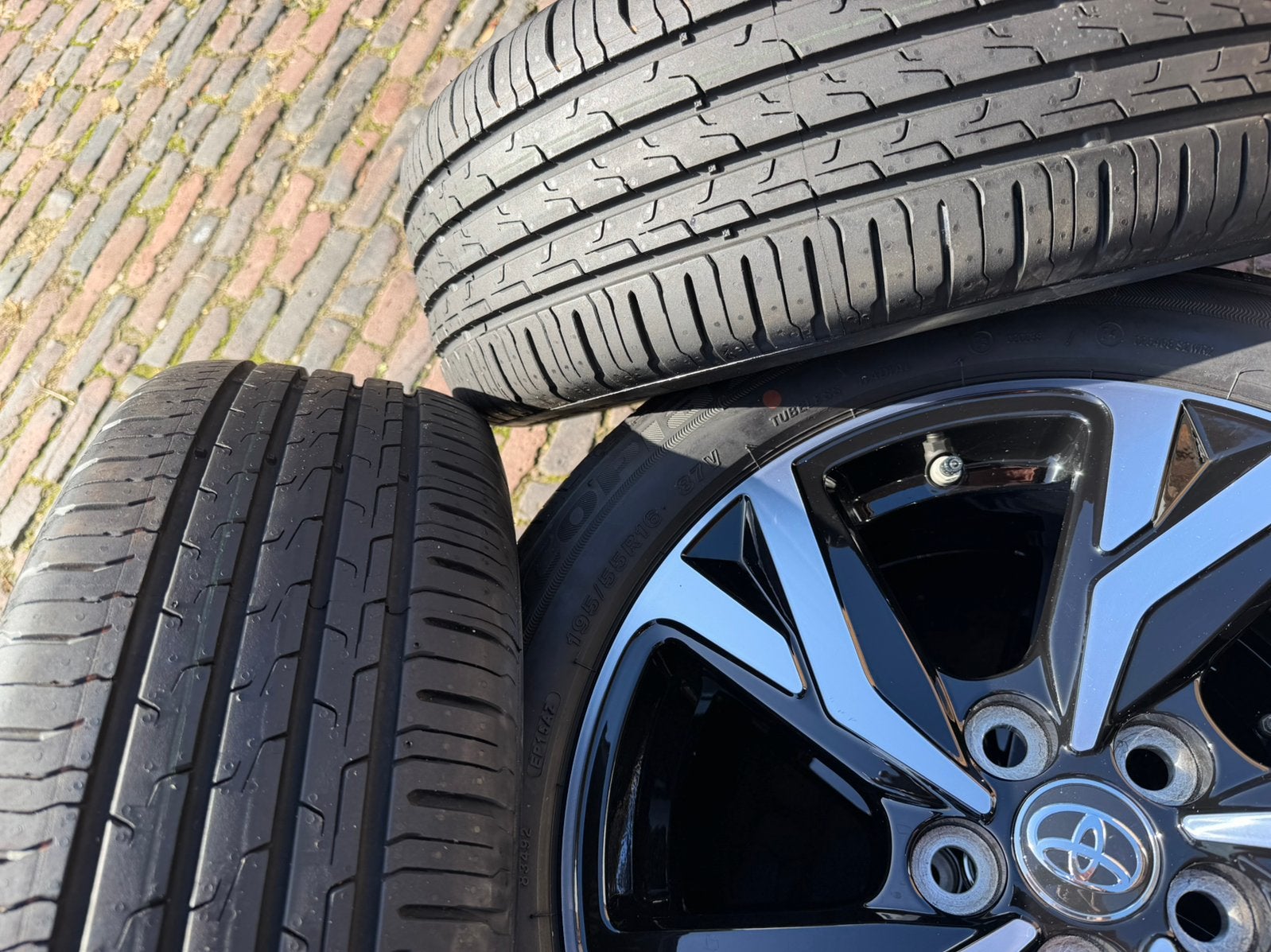 NIEUWE /demo set Toyota Yaris velgen + TPMS + zomerbanden, Auto-onderdelen, 16 inch, Banden en Velgen, Nieuw, Ophalen of Verzenden
