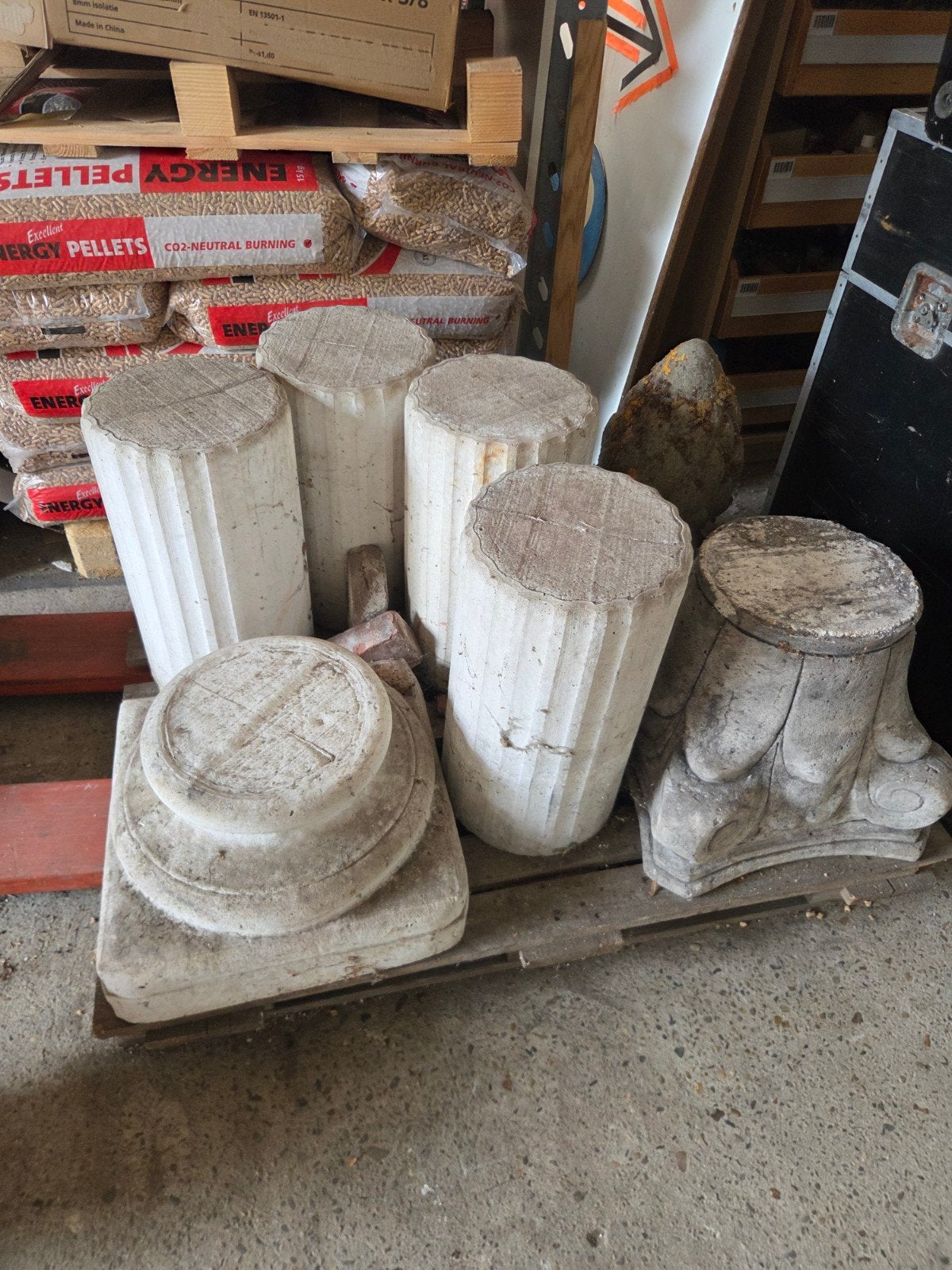 Decoratieve betonnen  pilaren/zuilen, Ophalen