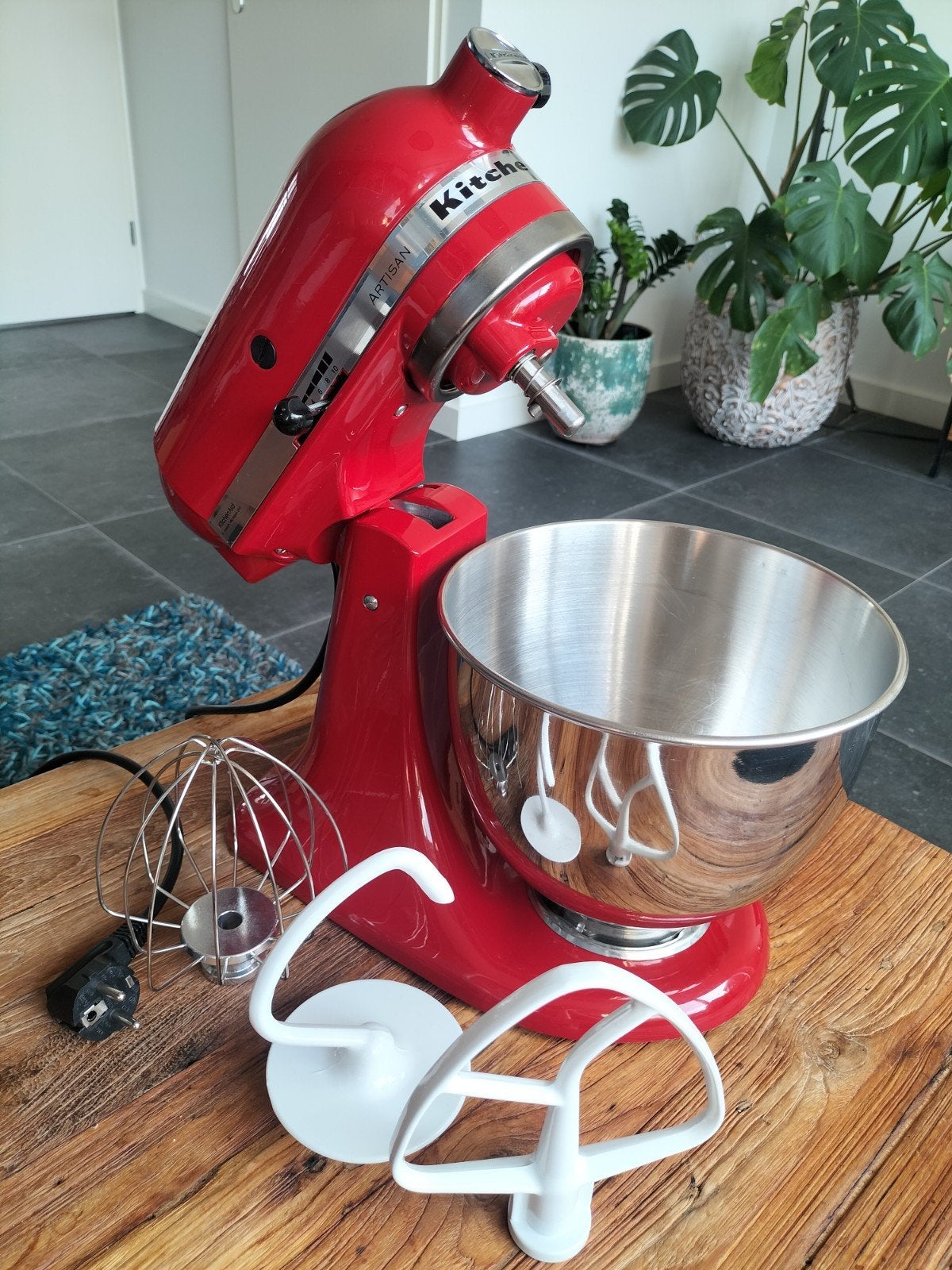 KitchenAid Artisan 5KSM150 Keukenmixer - Rood, 4 liter of meer, Gebruikt, 3 snelheden of meer, Ophalen of Verzenden