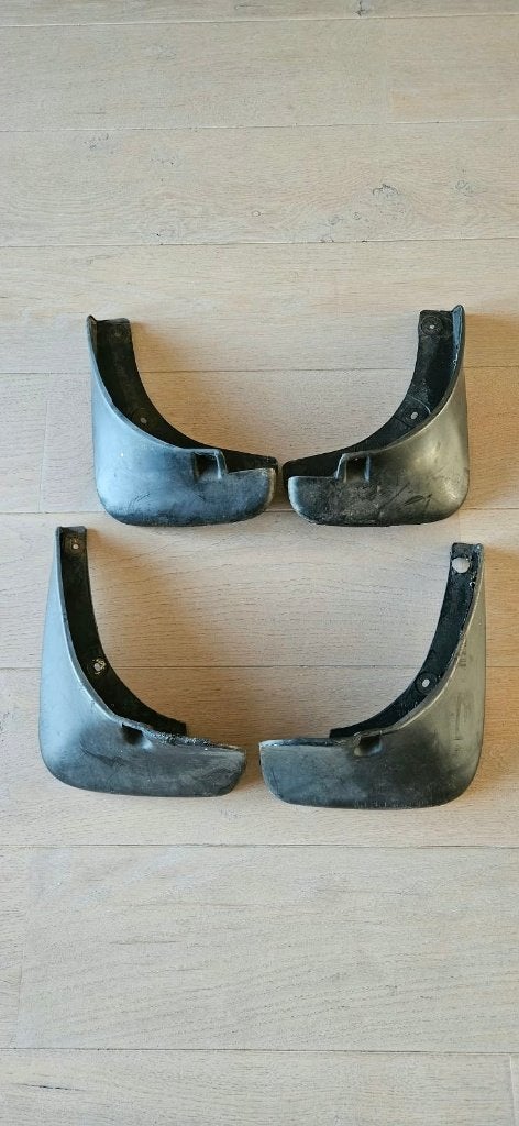 Set spatlappen Toyota Celica T18 origineel Toyota., Auto-onderdelen, Ophalen, Gebruikt, Spatbord, Toyota