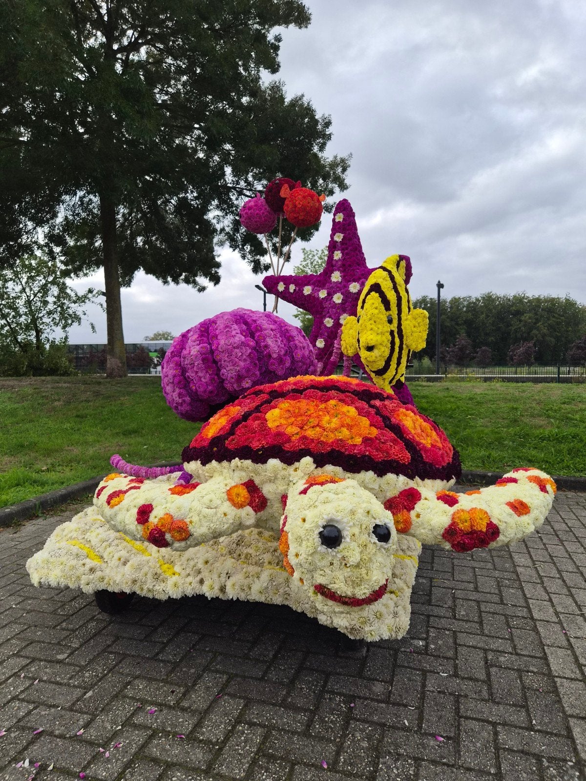 Corsowagen Optochtwagen onderwater dieren polonaise, Hobby en Vrije tijd, Ophalen, Zo goed als nieuw, Overige typen, Carnaval