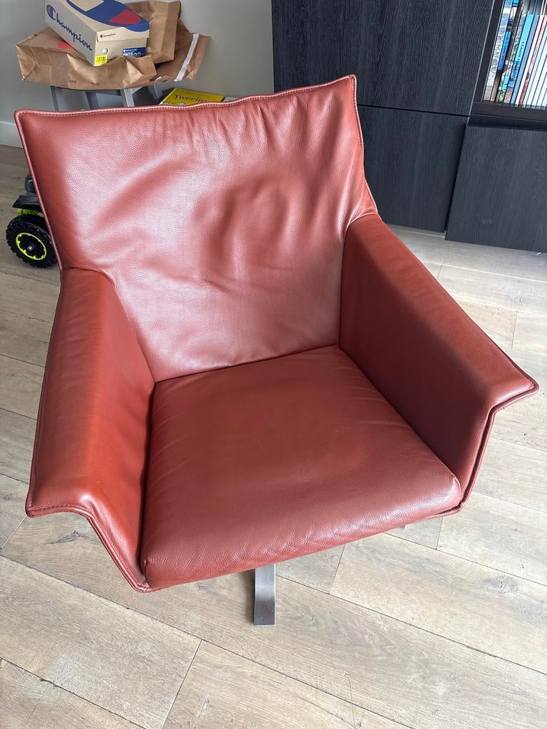 Design on Stock Leren fauteuil, Huis en Inrichting, Stoelen, Ophalen, Gebruikt, Bruin, Leer