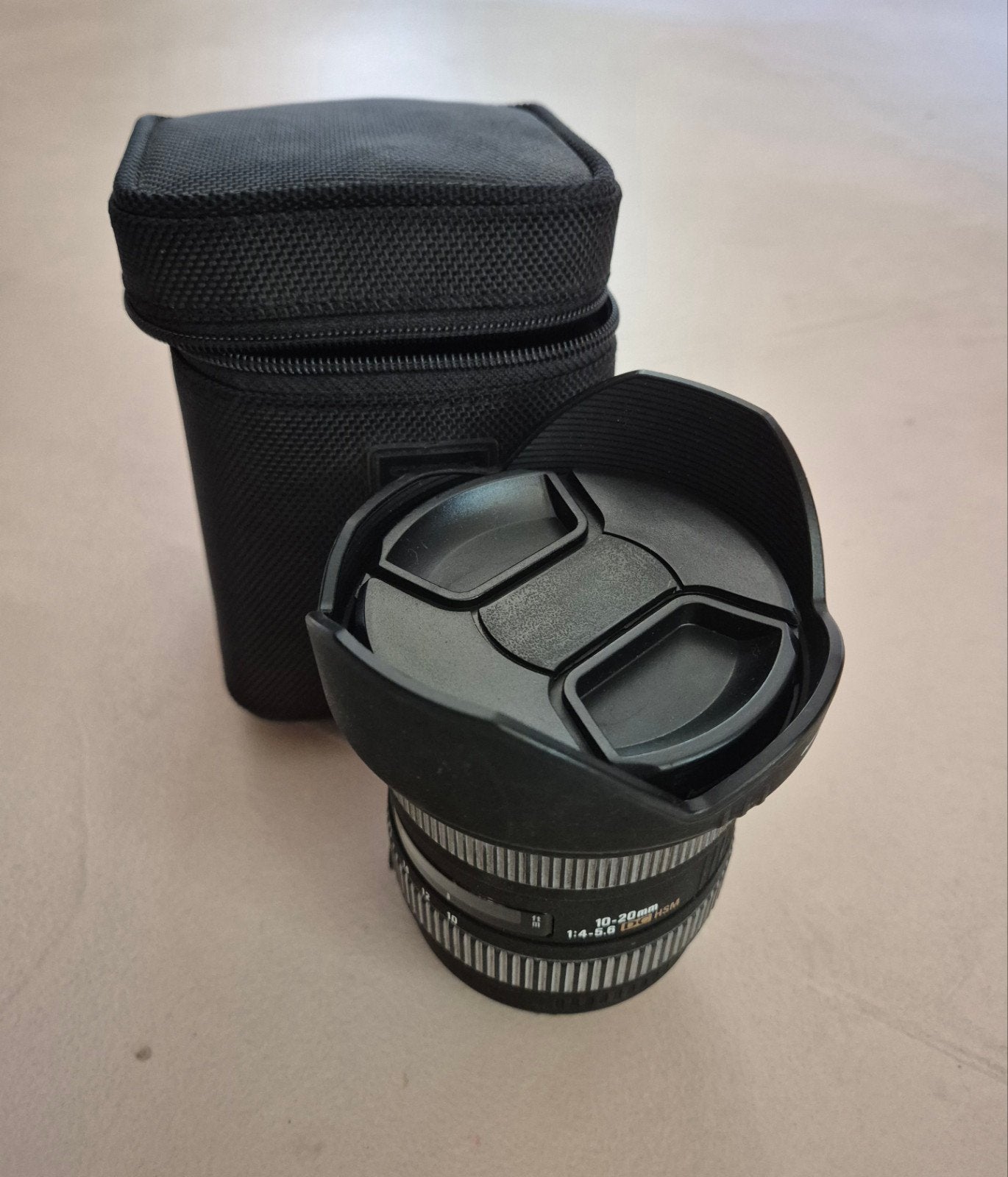 Sigma 10-20mm f/4-5.6 DC HSM Canon met Hama UV filter, Autofocus, Sigma, Zo goed als nieuw, Canon EF