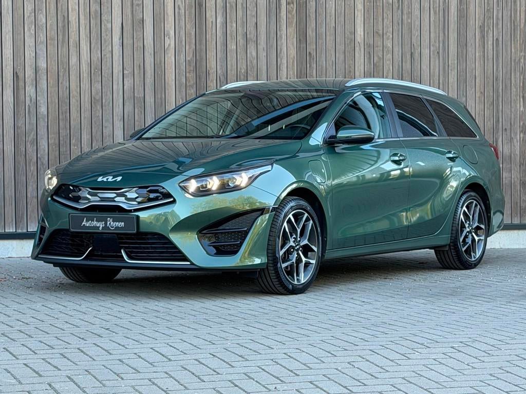 Kia Ceed Sportswagon 1.6 GDI PHEV DynamicPlusLine / Plug-In, 8 kWh, 77 km/l, Zwart, Leder en Stof