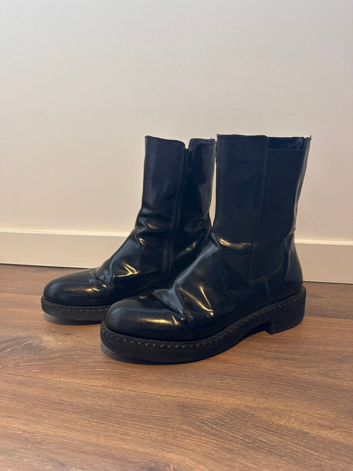 Notre-V lakleren enkellaarzen / boots – maat 40, Zwart, Lage of Enkellaarzen, Ophalen of Verzenden, Gedragen