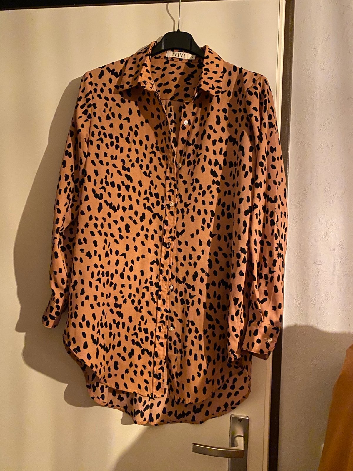 Ivivi blousejurk met dierenprint - Maat S, Kleding | Dames, Bruin, Ophalen of Verzenden, Zo goed als nieuw, Maat 36 (S)