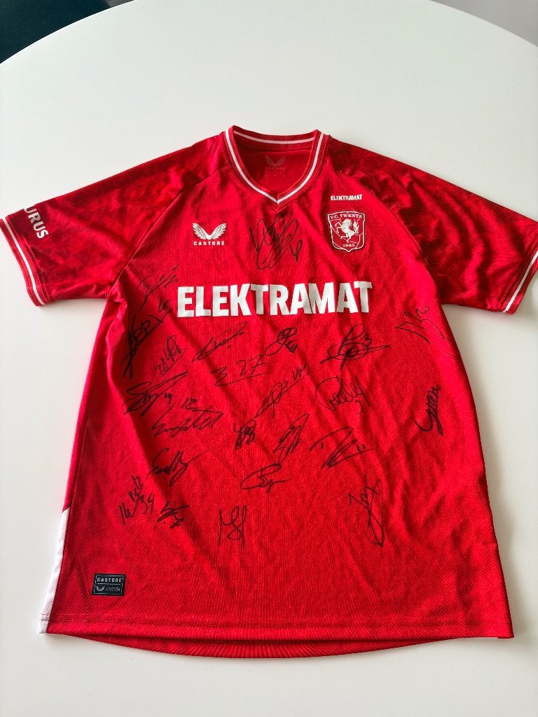Gesigneerd FC Twente Thuisshirt - Maat L, Maat L, Ophalen of Verzenden, Nieuw, Shirt