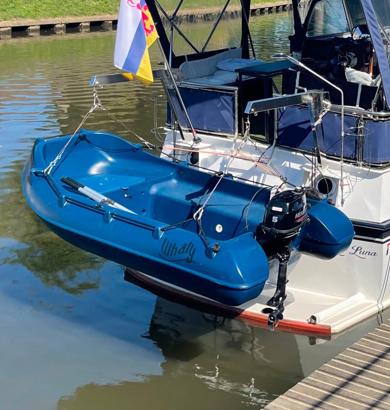 Whaly 270 met Mercury 5pk buitenboordmotor en extra 12l tank, Watersport en Boten, Ophalen, Zo goed als nieuw, Overige typen