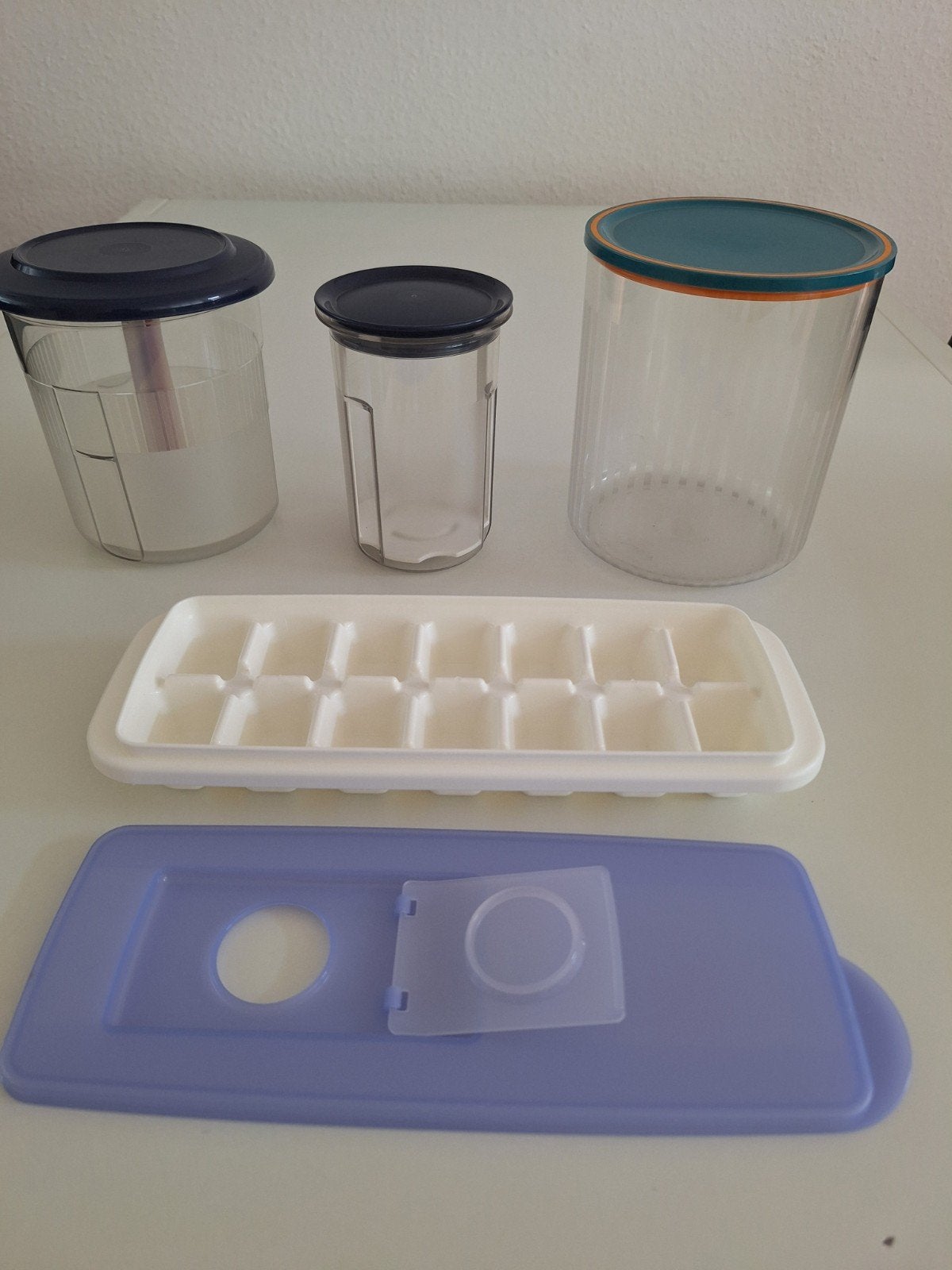tupperware zuurpotten,voorraadbus en ijsblokjes maker, Ophalen of Verzenden, Nieuw, Overige typen