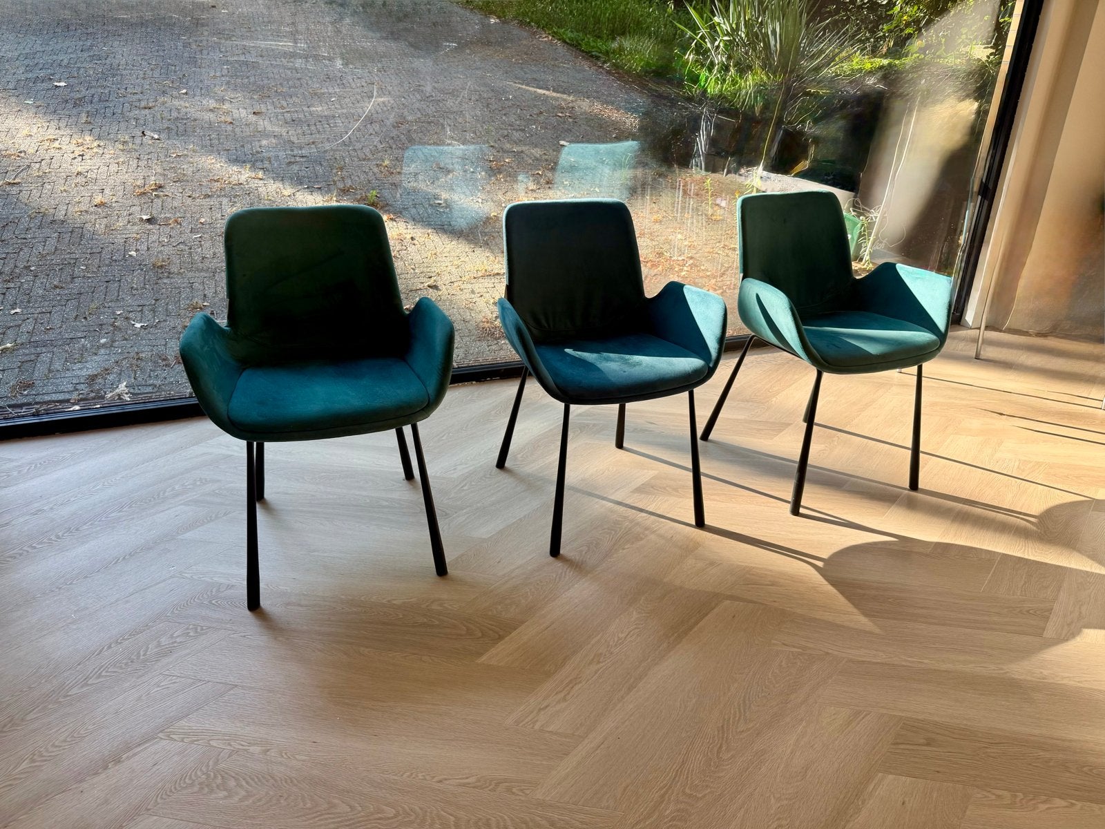 Zuiver Brit - Set van 3 Stoelen Fluweel Petrol, Huis en Inrichting, Stoelen, Zo goed als nieuw, Drie, Stof, Overige kleuren, Ophalen