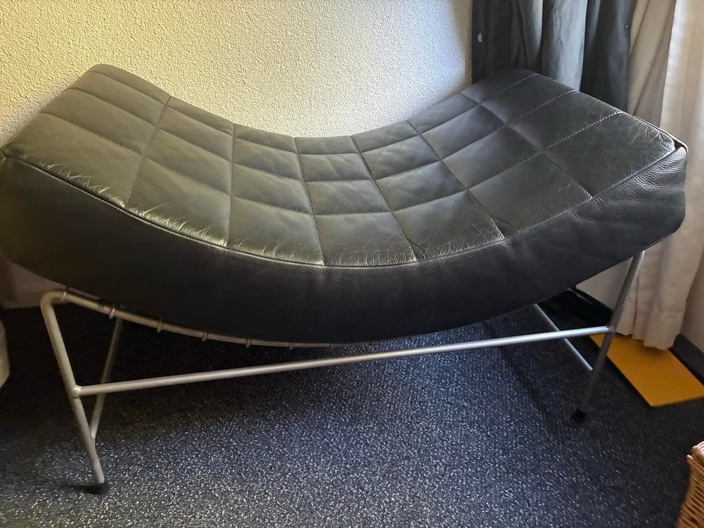 Leolux Hocker Volare - Zwart Leer, Gebruikt, Eenpersoons, Ophalen of Verzenden, Minder dan 150 cm