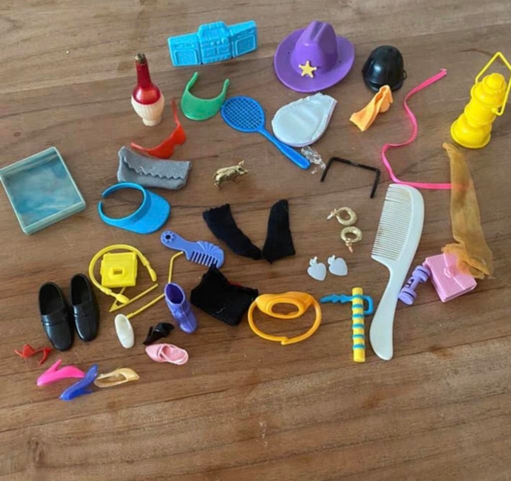 Vintage barbie spulletjes jaren 60/70, Ophalen of Verzenden, Zo goed als nieuw