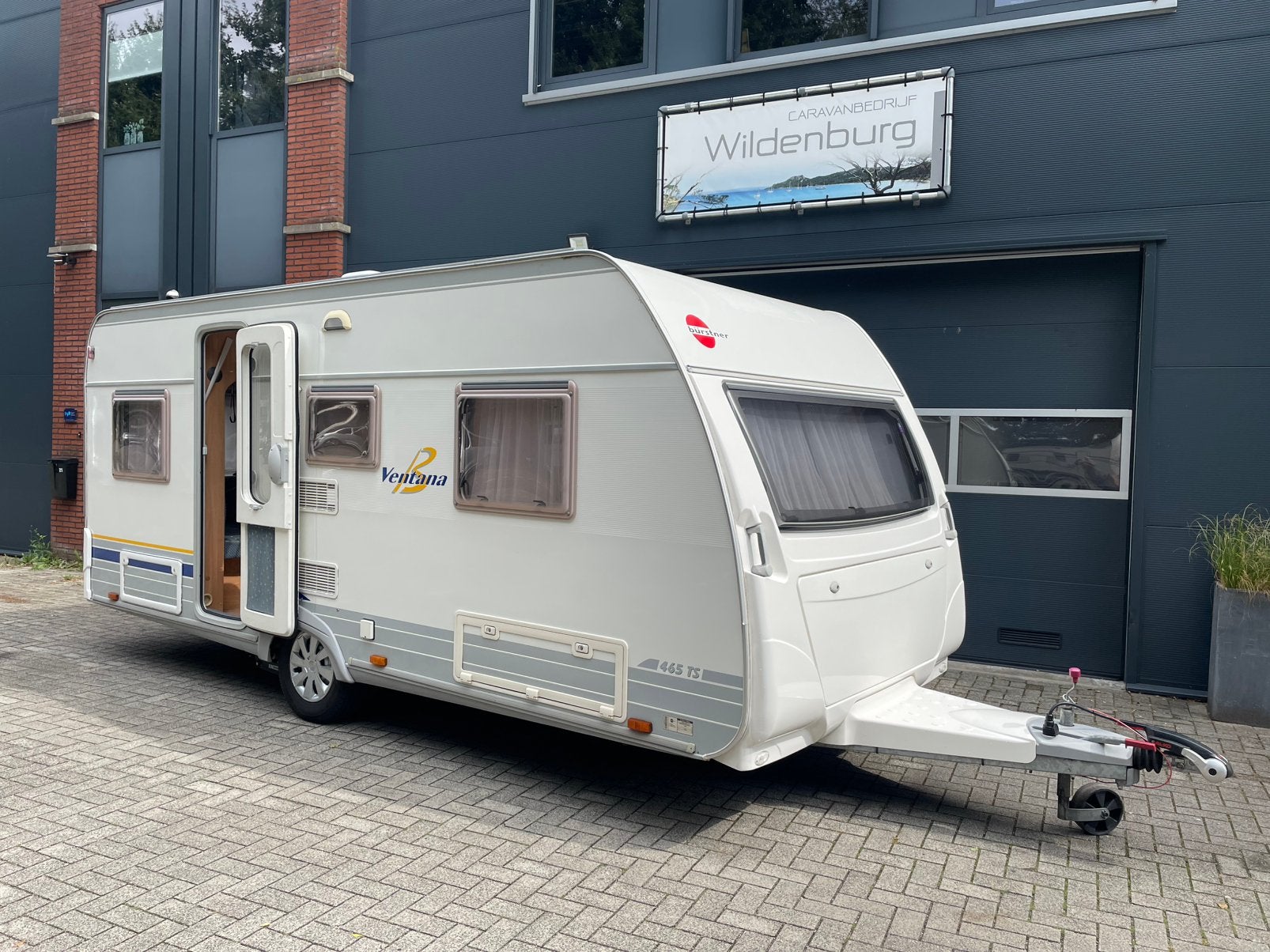 Schitterende èn complete Burstner Ventana 465TS, vastbed!, Caravans en Kamperen, Caravans, Rondzit, Schokbreker, Bürstner, 4 tot 5 meter