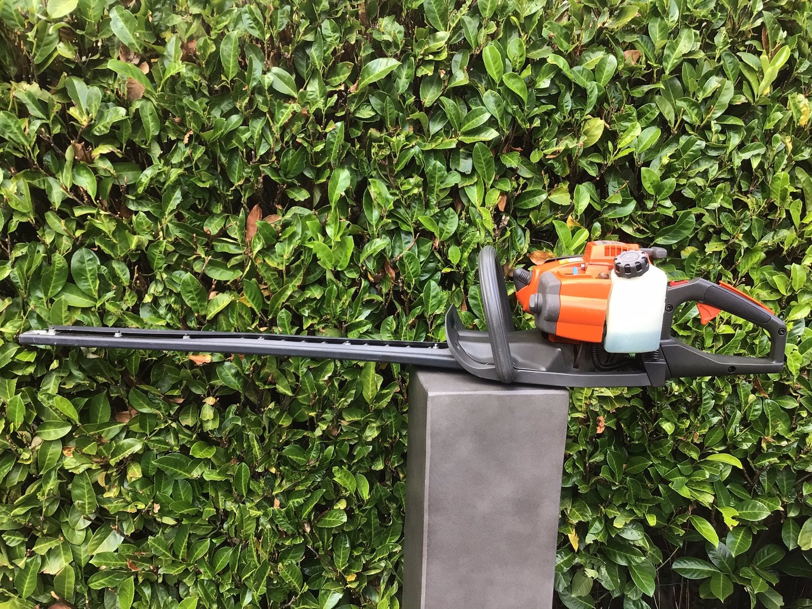 Husqvarna 325HD75 heggenschaar, Ophalen, Gebruikt, Benzine