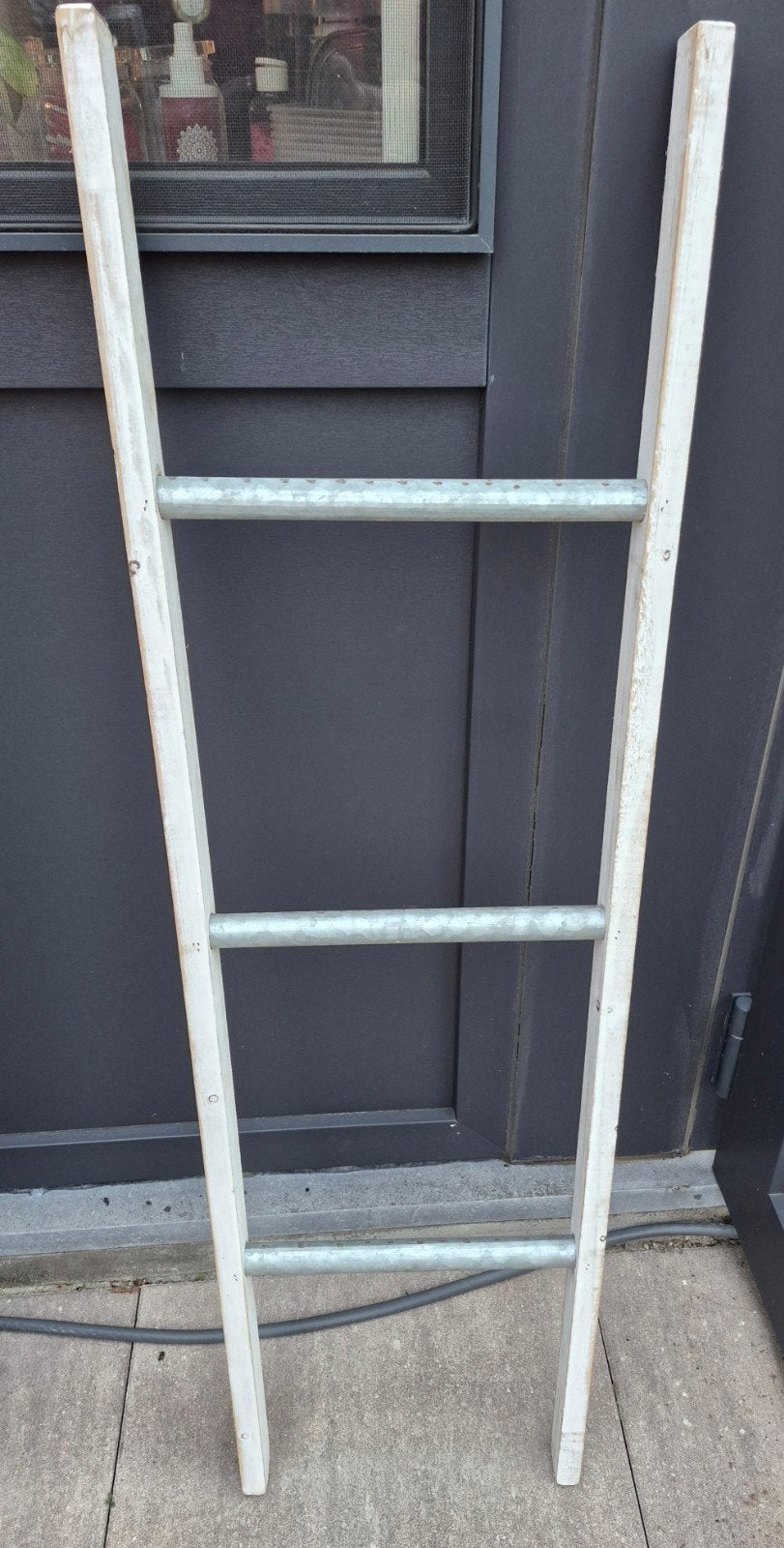 Decoratieve ladder - wit hout met metalen sporten, Ophalen, Gebruikt, Ladder, Minder dan 2 meter
