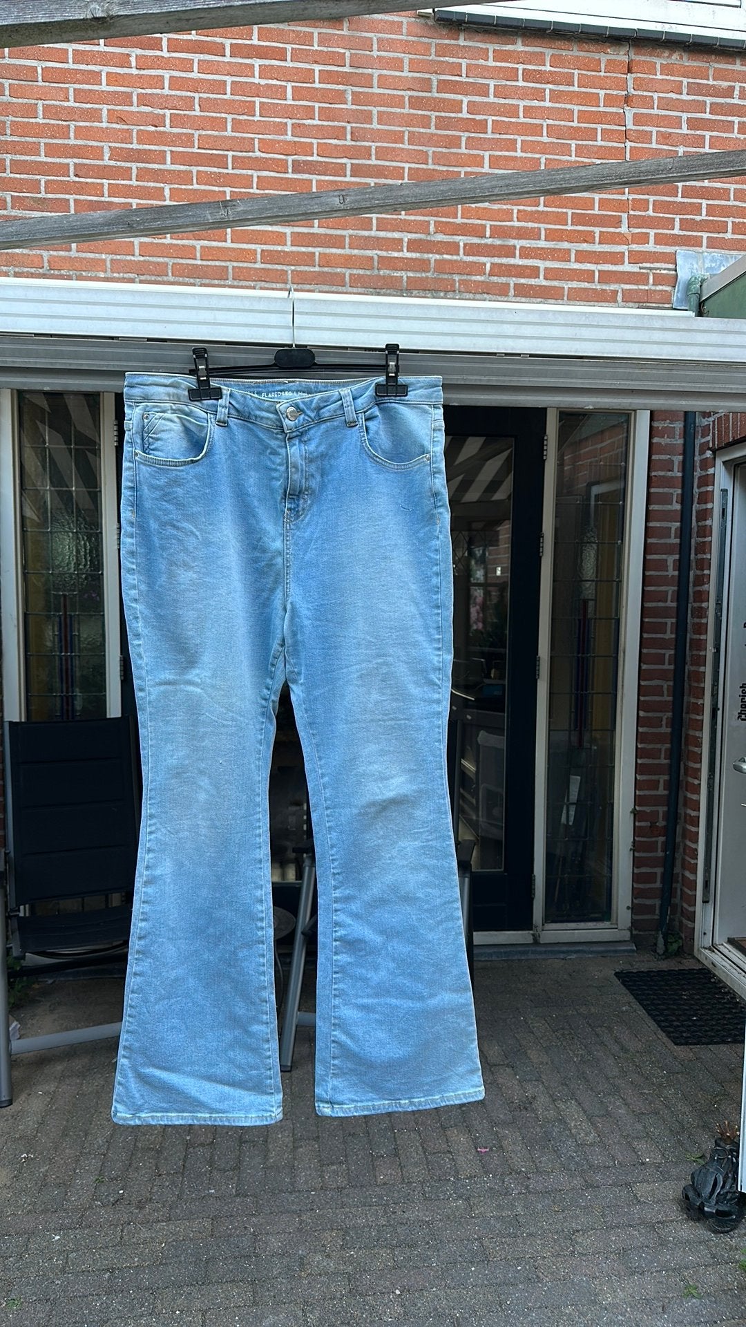 Flared jeans maat 46, Ophalen of Verzenden, Zo goed als nieuw, Blauw, Overige jeansmaten