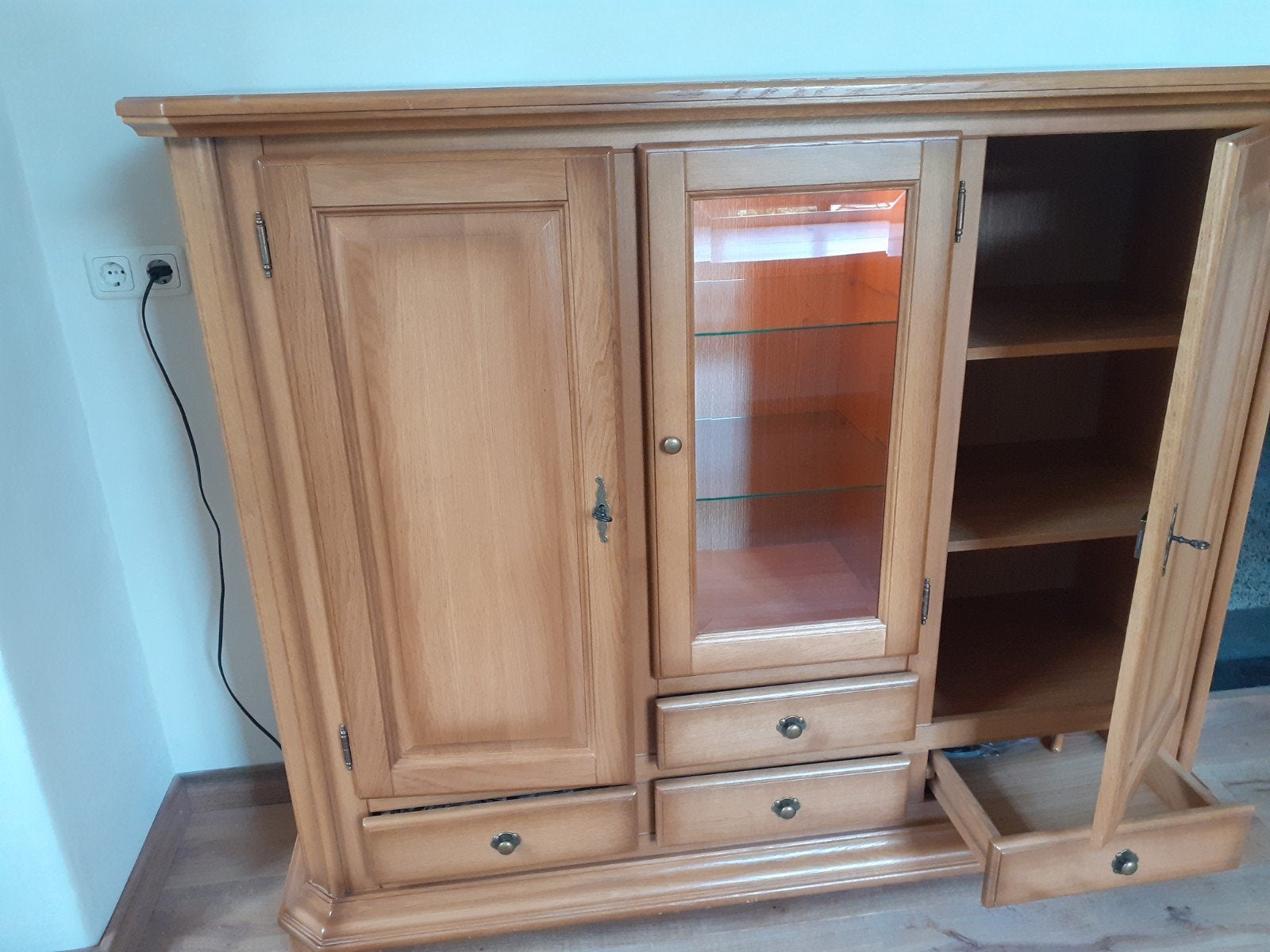 Eiken dressoirkast, Ophalen, 25 tot 50 cm, 100 tot 150 cm