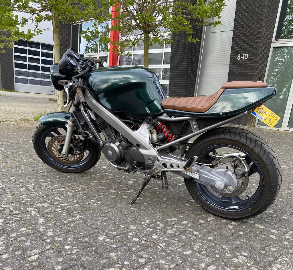 Honda ntv 650 (caféracer), Motoren, 2 cilinders, Nieuw, Motorrijbewijs A, Particulier