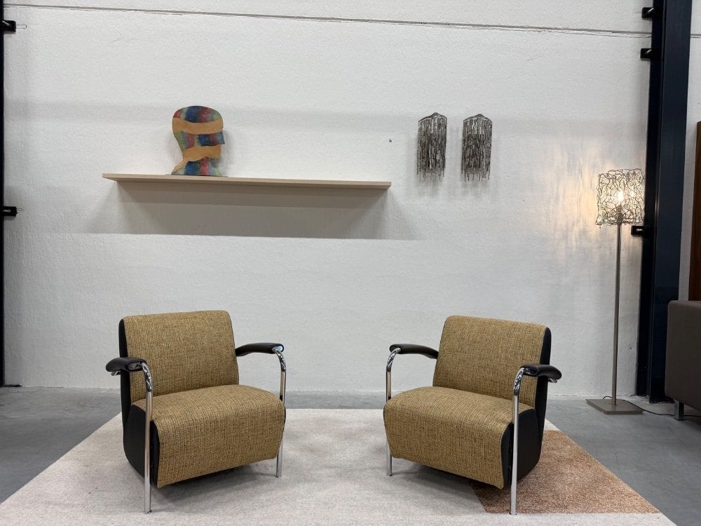 2 Nieuw Leolux Scylla Fauteuil geel design stoel zwart, Leolux, Info@leolux.nl, Nieuw, 75 tot 100 cm