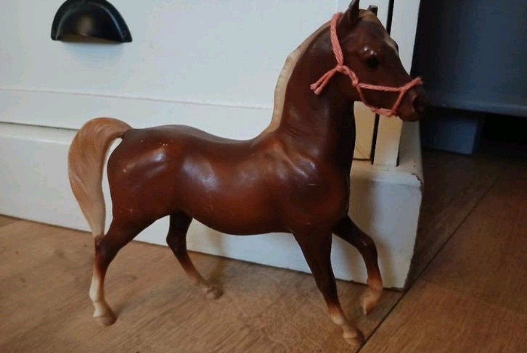 Vintage breyer arabier hengst classic, Verzamelen, Dierenverzamelingen, Ophalen of Verzenden, Gebruikt, Paard, Beeldje of Figuurtje