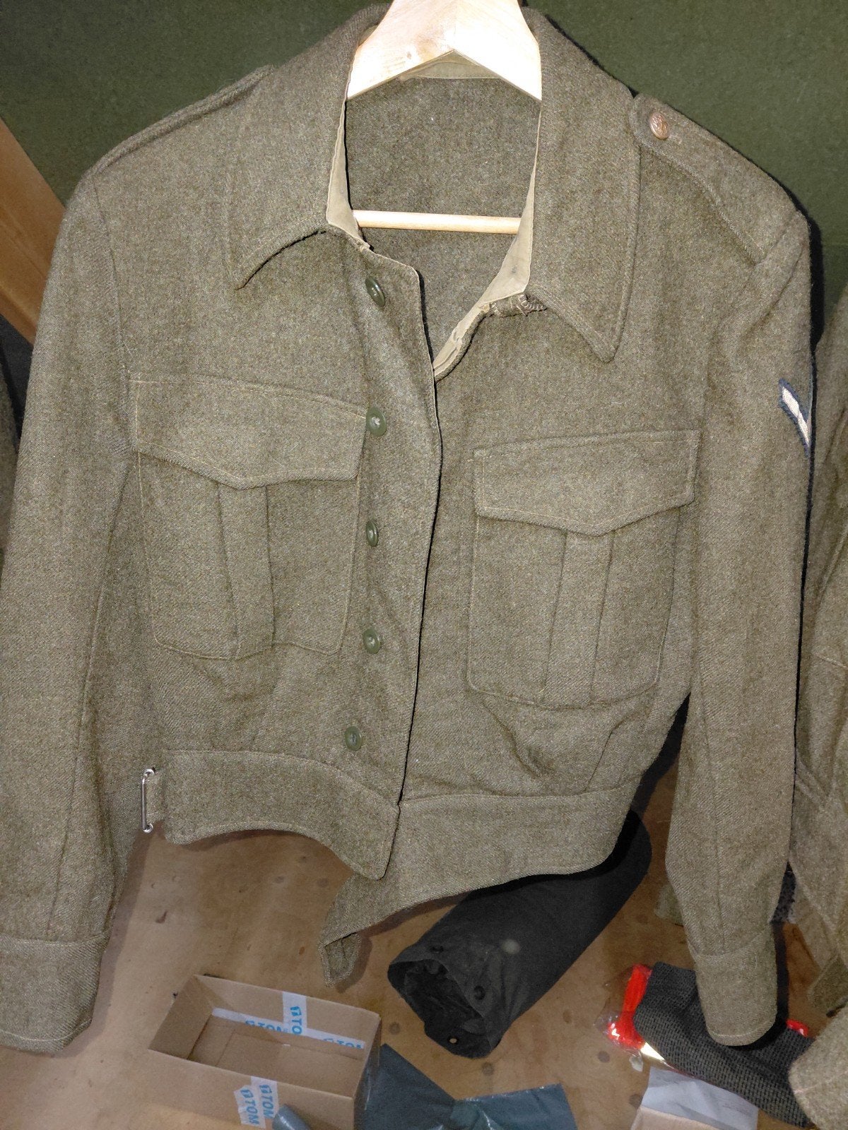 battledress, Verzamelen, Ophalen of Verzenden, Landmacht, Nederland, Embleem of Badge