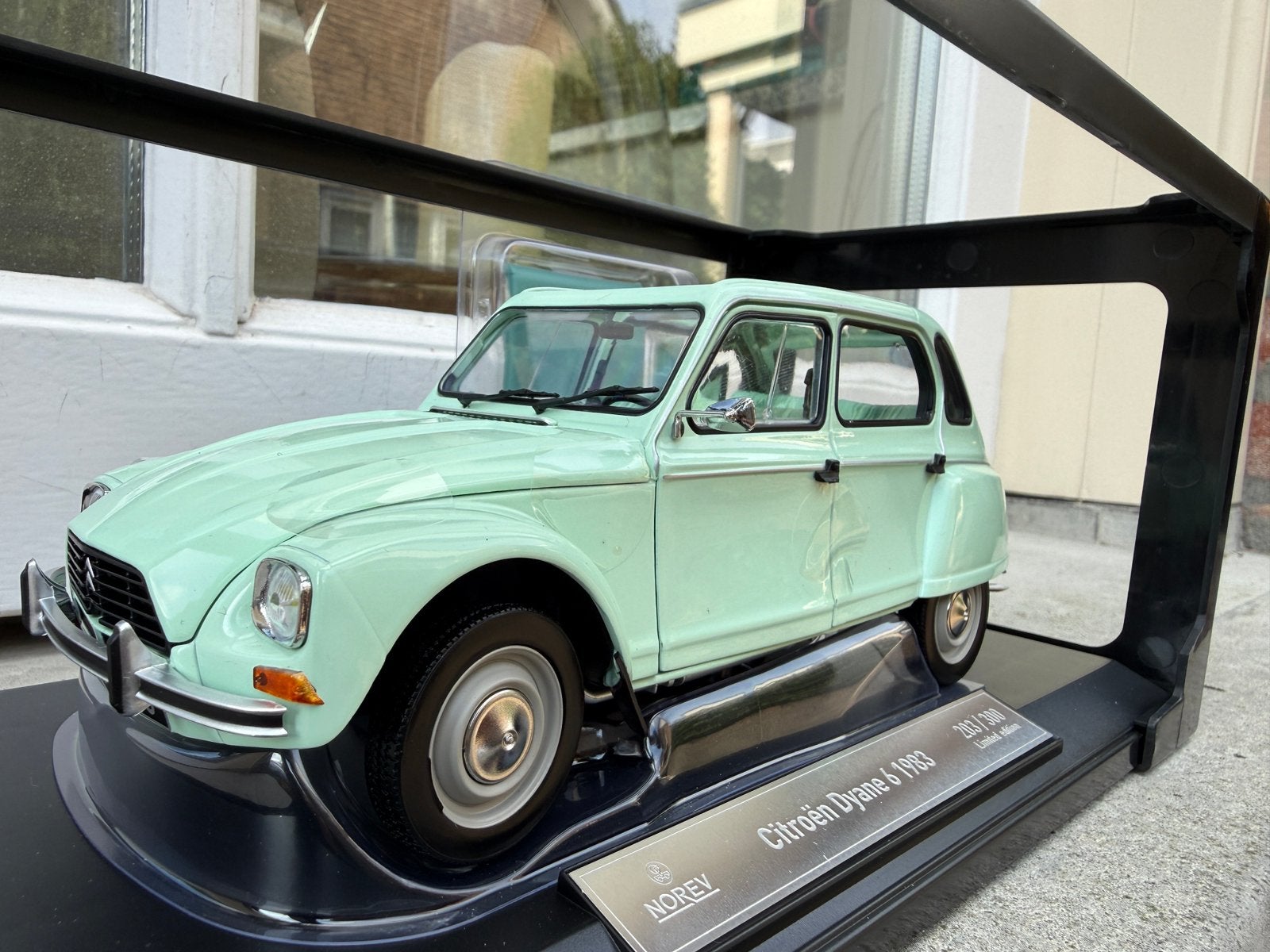 1:18 Citroen Dyane 6 Jade Green 1983 Norev 181656, Auto, Norev, 70-72 Av. de Bohlen, Vaulx-en-Velin, 69120, France, Norev