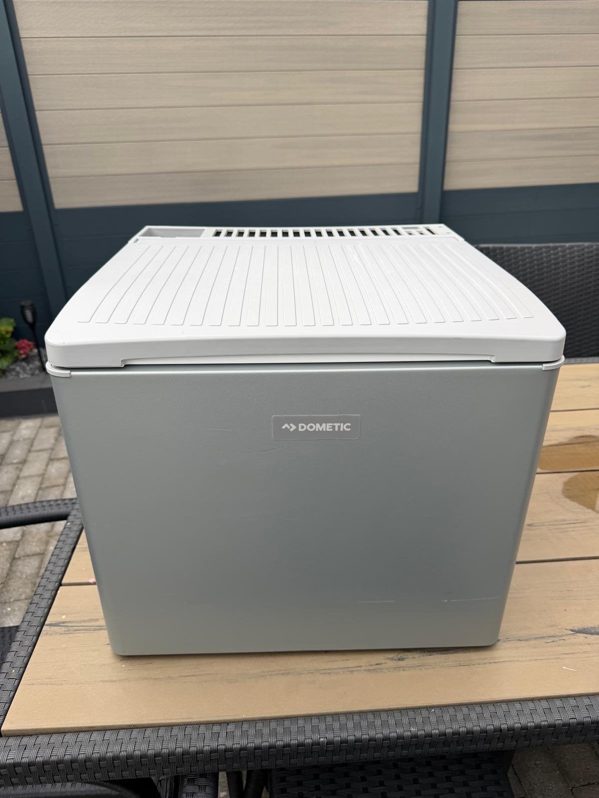 Dometic RC1200EGP Koelbox - Perfect voor onderweg!, Ophalen, Gebruikt, Koelbox, Elektrisch
