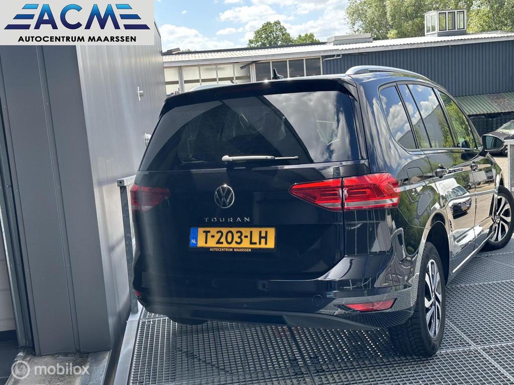 Volkswagen Touran 1.5 TSI Highline 7 persoons, Auto's, Euro 6, 4 cilinders, 7 stoelen, Zwart