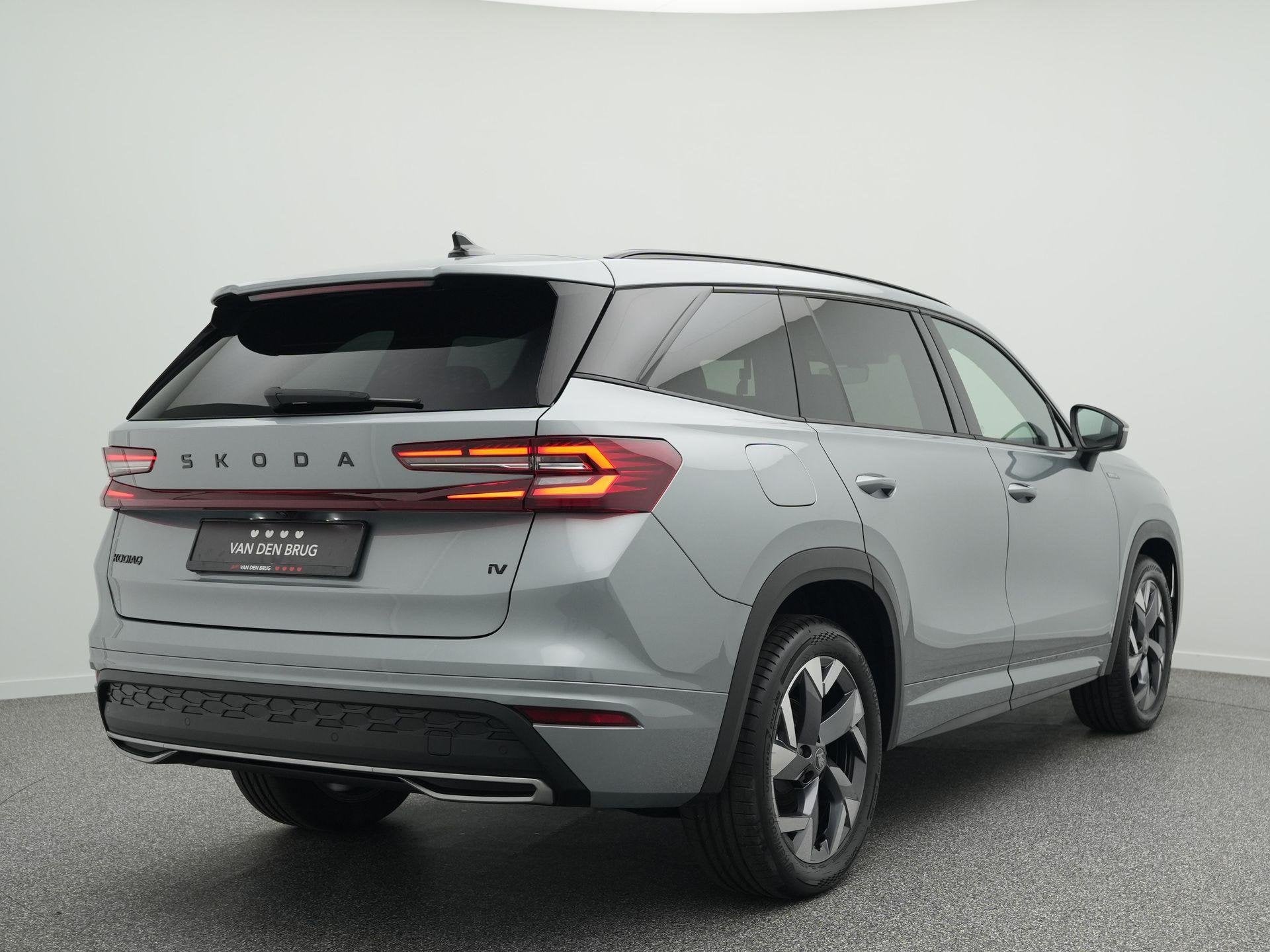 Skoda Kodiaq 1.5 TSI 204pk PHEV Sportline Business | Stoelve, Auto's, 26 kWh, Plug-in hybride, Bedrijf, 1813 kg