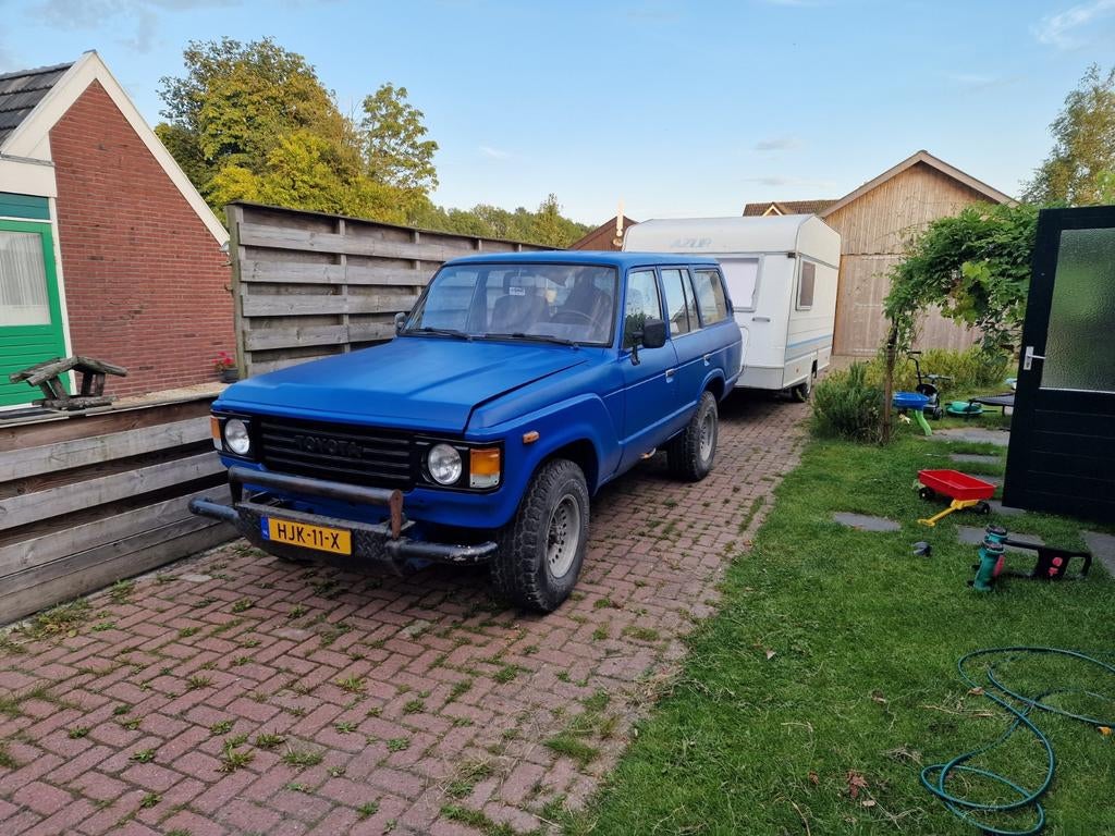 Toyota h60 1982 oldtimer 4x4, Auto's, 100 pk, Wit, Diesel, Particulier