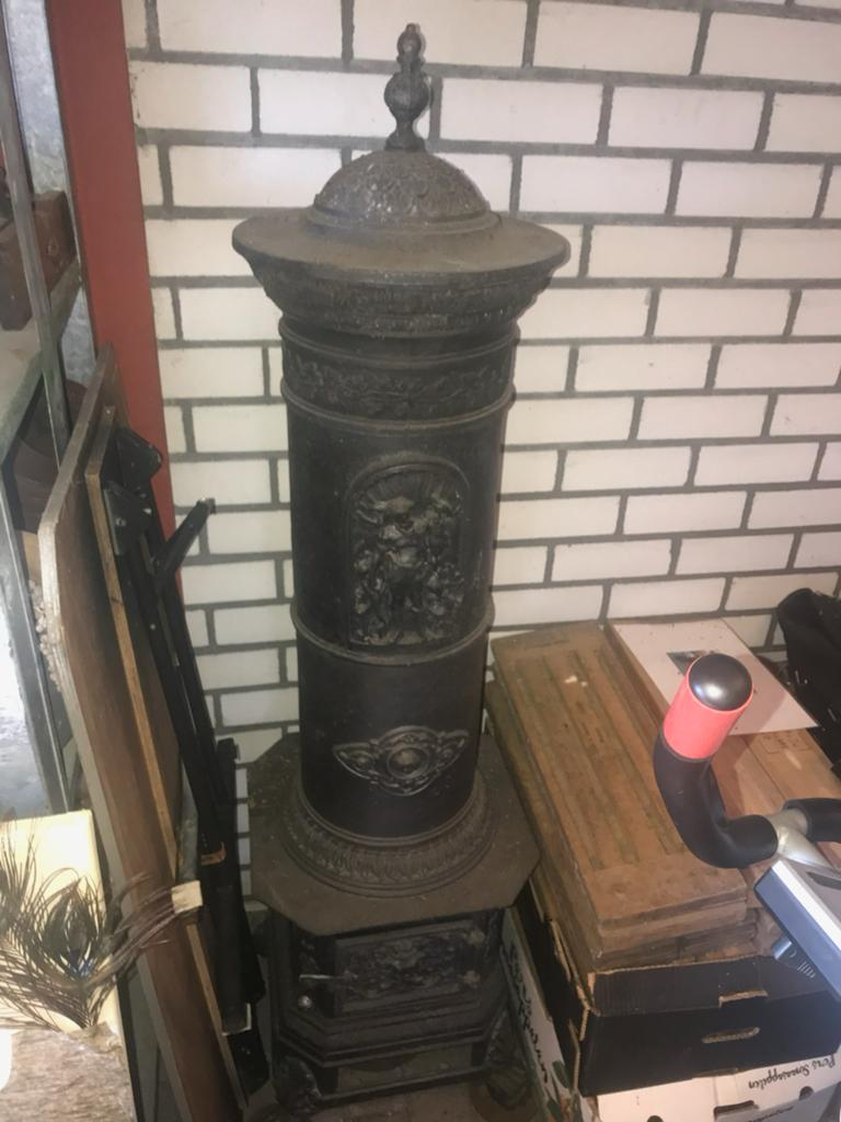 Antieke gietijzeren sierkachel / houtkachel, Ophalen, Gebruikt, Houtkachel, Vrijstaand