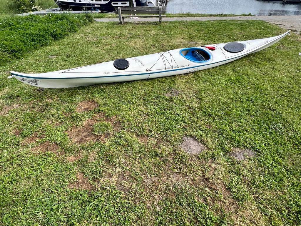 Snelle zeekajak Baidarka Explorer (P&H/ UK (polyester), Watersport en Boten, Ophalen, Zo goed als nieuw, Eén persoon, Kajak