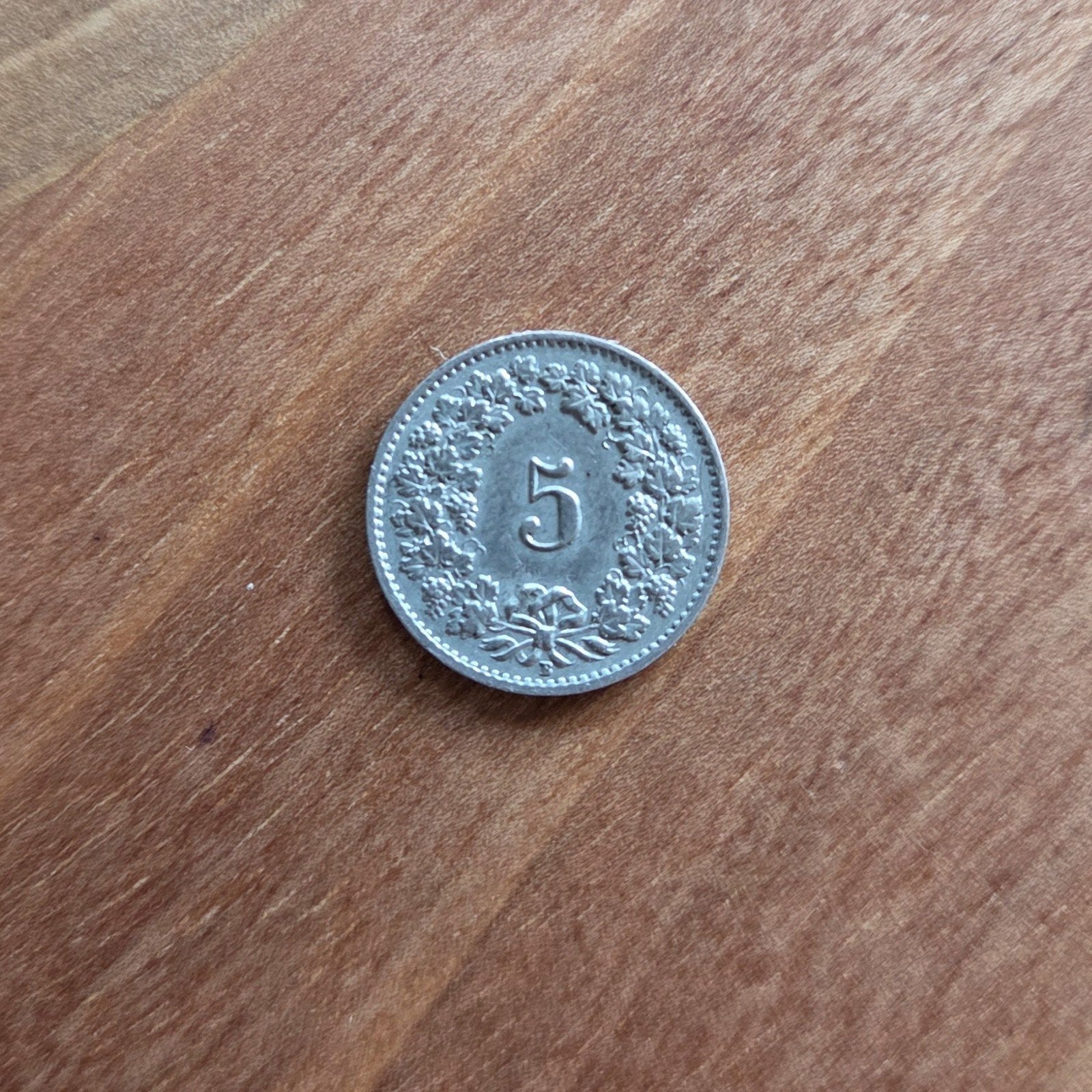 Zwitserland 5 rappen munt 1957, Postzegels en Munten, Ophalen of Verzenden, Overige landen, Losse munt