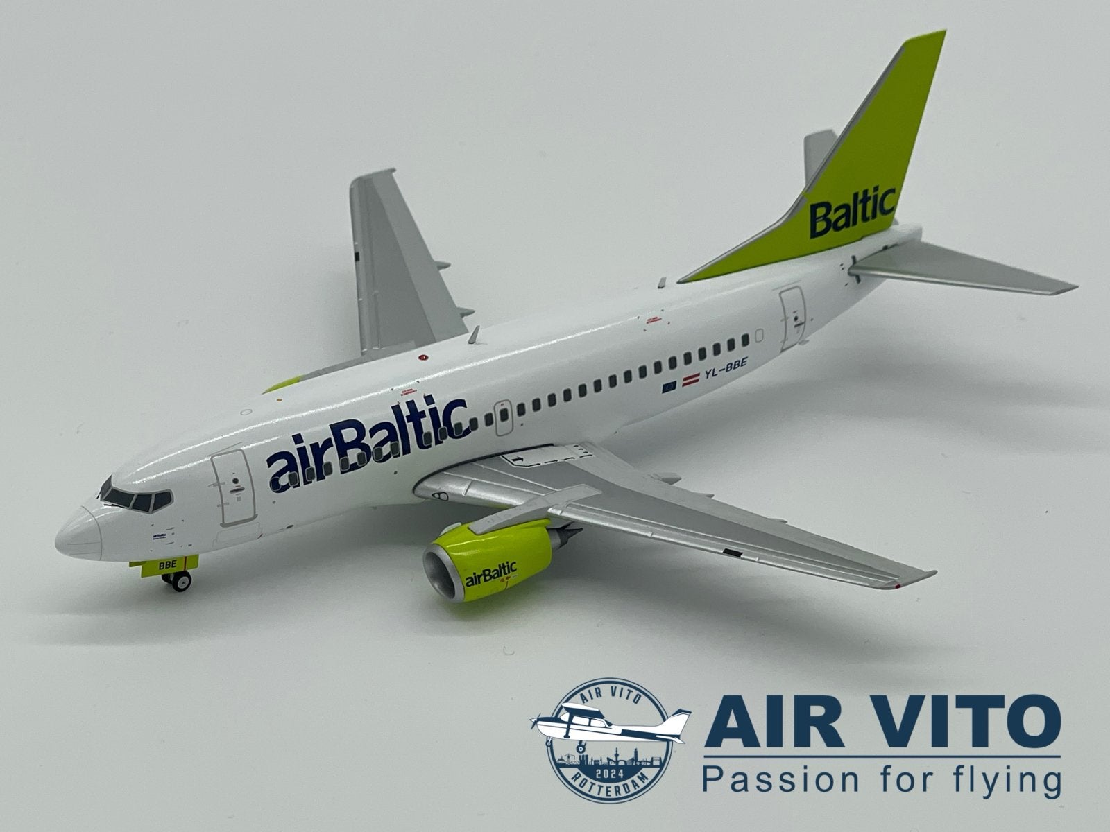 Boeing 737-500 Air Baltic YL-BBE Schaal 1:200 JC Wings, Schaalmodel, ., Nieuw, Ophalen of Verzenden