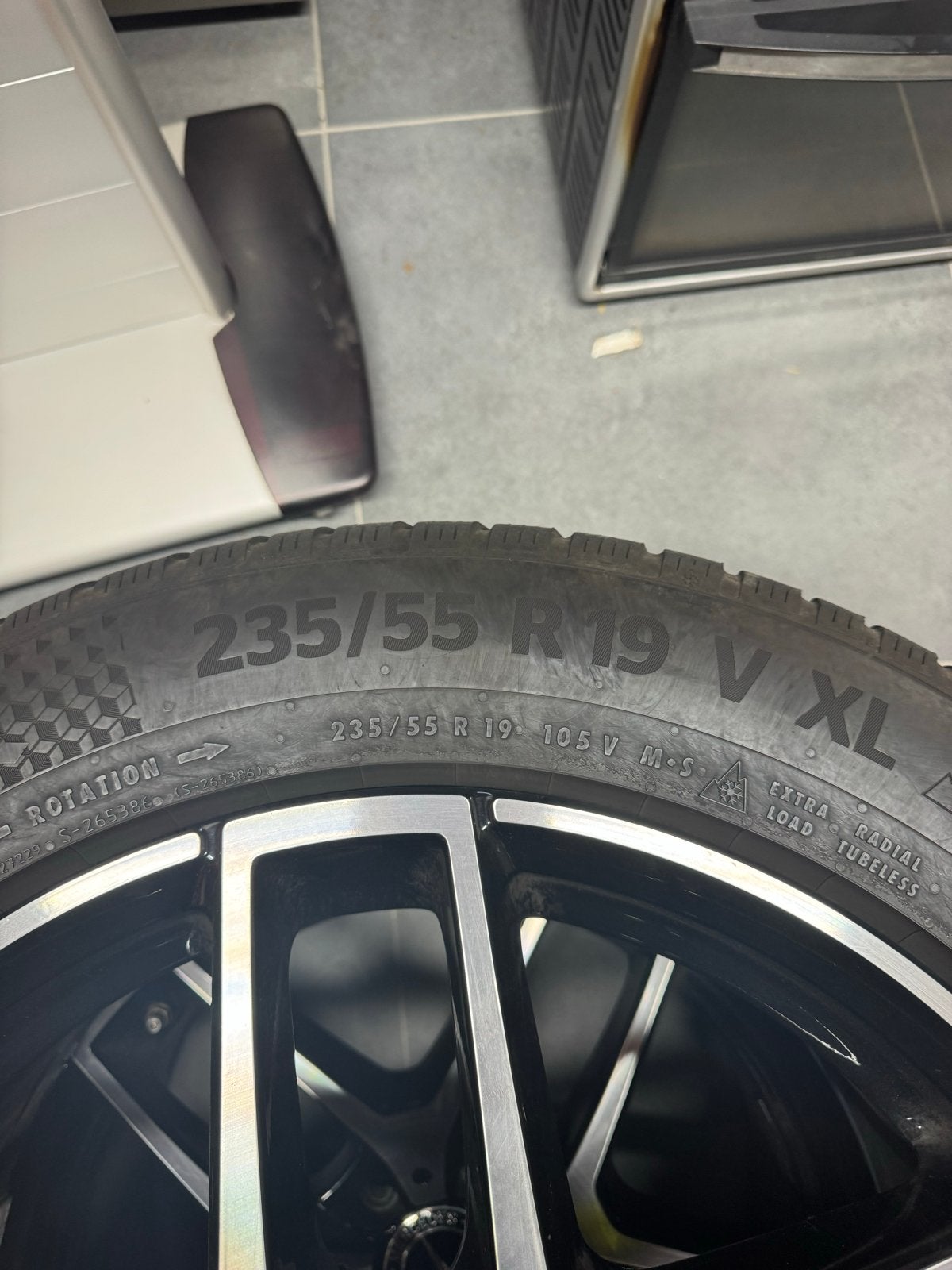 Mercedes-Benz AMG GLC Velgen met Continentalbanden 19 inc, Auto-onderdelen, Banden en Velgen, Gebruikt, Banden en Velgen, Winterbanden