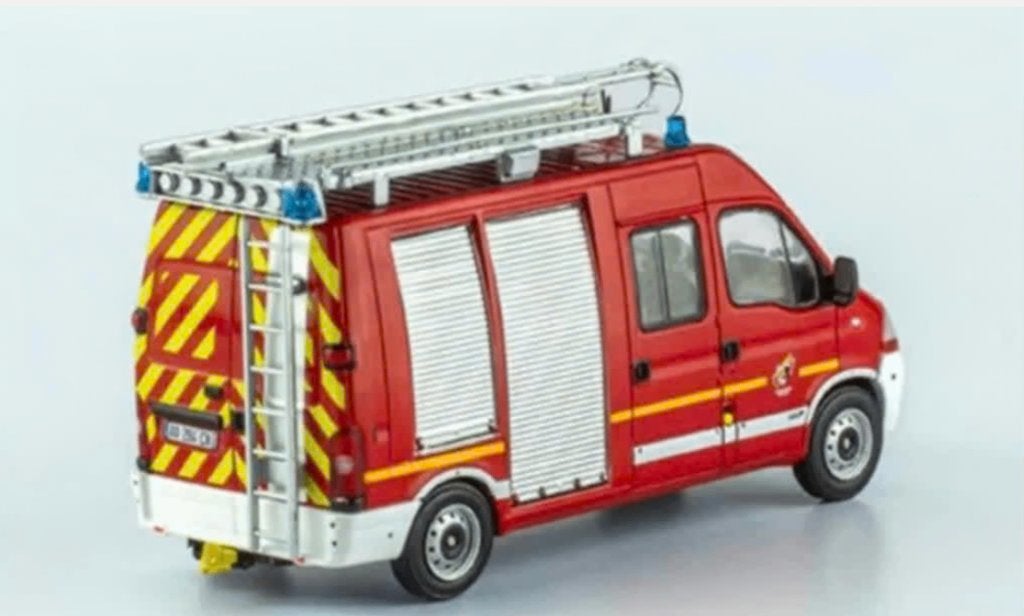 Renault Master II Fourgon Secours brandweer schaal 1/43 # 31, Verzenden, Nieuw, Auto, Overige merken