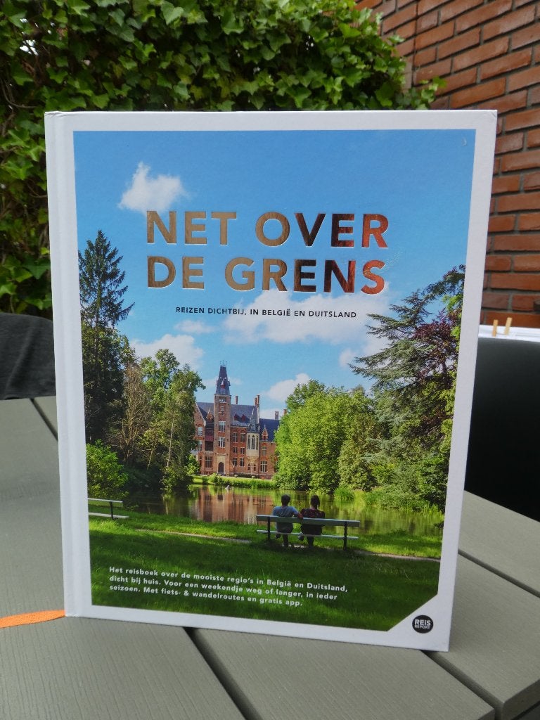 Het reisboek België en Duitsland ( Nieuw (, Boeken, Reisverhalen, Ophalen of Verzenden, Nieuw, Marlou Jacobs; Godfried van Loo