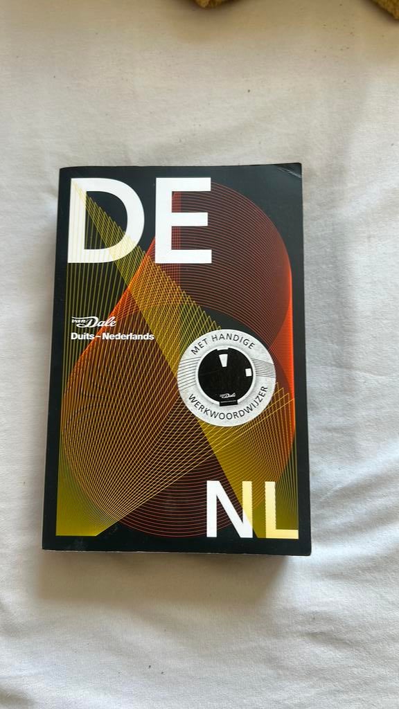J.V. Zambon - Van Dale Pocketwoordenboek Duits-Nederlands, Boeken, Woordenboeken, Duits, J.V. Zambon, Ophalen of Verzenden, Zo goed als nieuw