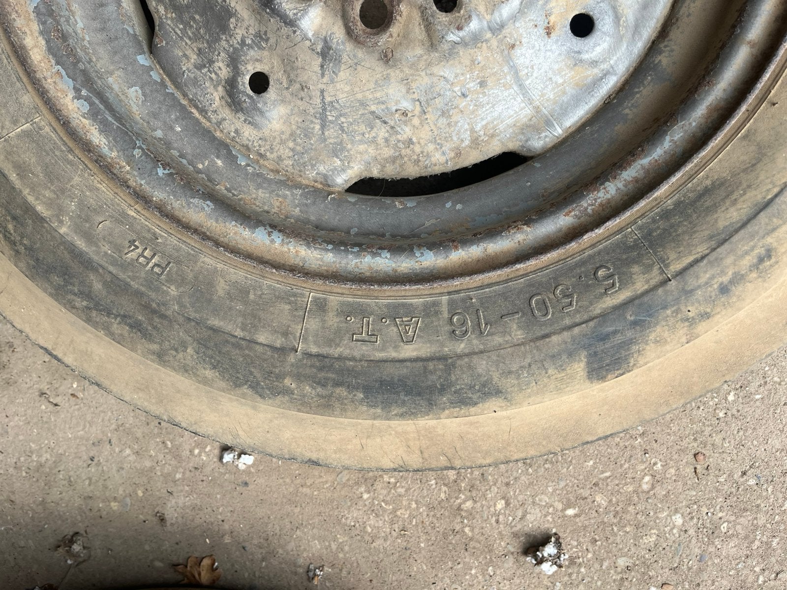 Tractor voorwielen oldtimer, stalen velg met band, Ophalen of Verzenden, Gebruikt