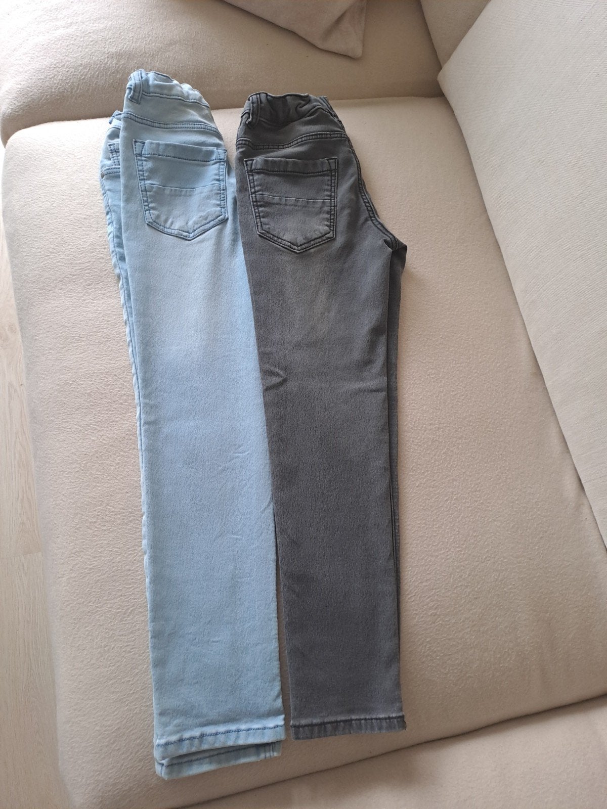 2 Spijkerbroeken maat 128, Kinderen en Baby's, Ophalen of Verzenden, Zo goed als nieuw, Jongen, Broek