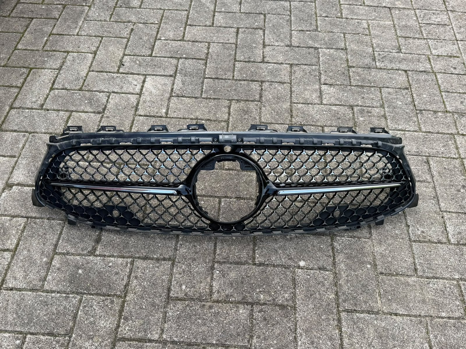 Originele Mercedes-Benz CLA AMG Grill W118 Facelift 2023+, Ophalen of Verzenden, Mercedes-Benz