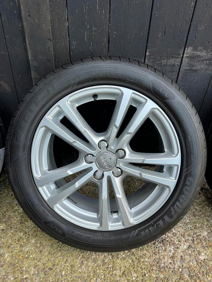 Originele Audi s-line Q3 velgen 5x112 goodyear zomer 18? set, Auto-onderdelen, Banden en Velgen, Niet ingevuld, 18 inch, Gebruikt