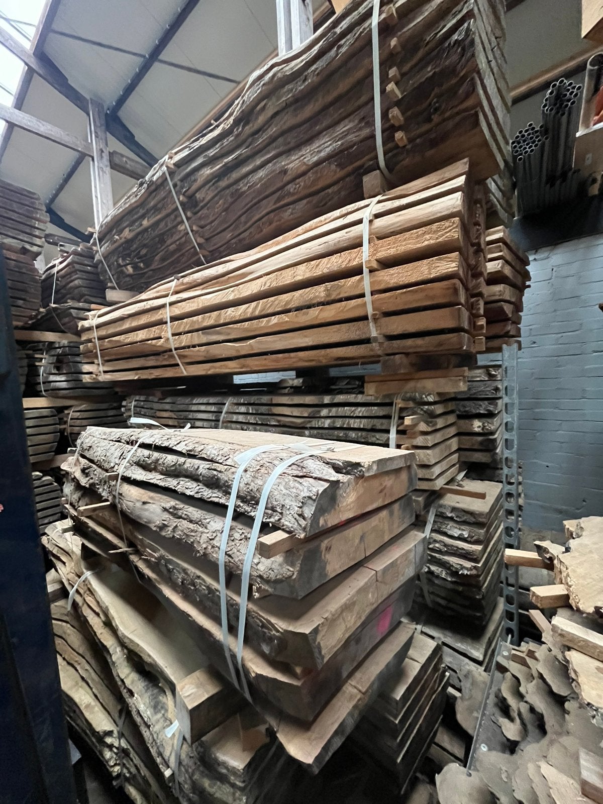 Stoere boomstamplanken iep eik noten voor tuinhuis blokhut, Ophalen, Nieuw