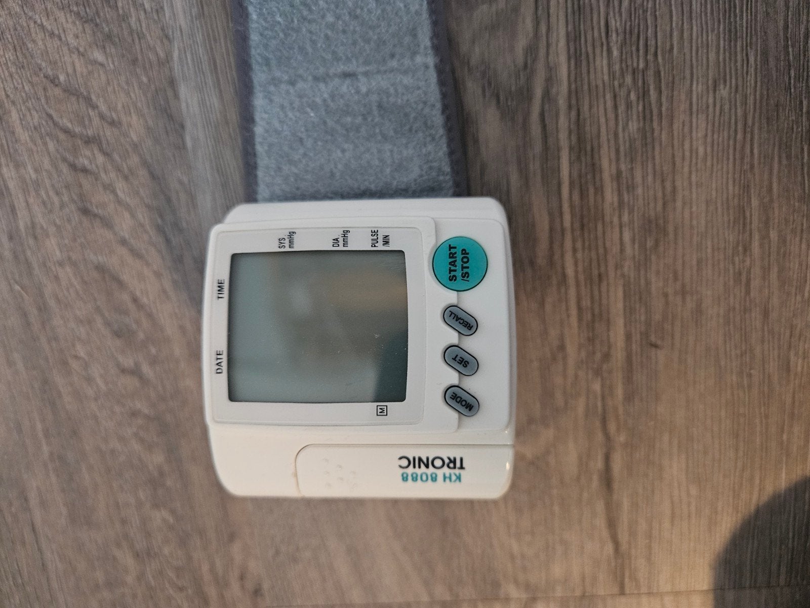 Tronic KH 8088 Bloeddrukmeter voor polsmeting, Ophalen of Verzenden, Gebruikt, Overige typen