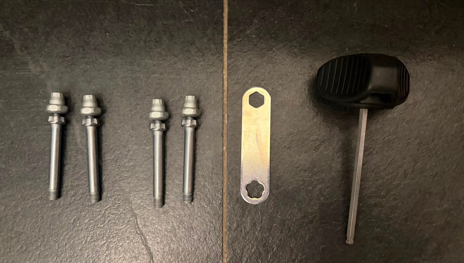 Thule dakdragers voor BMW 5 serie G30, Ophalen of Verzenden, Zo goed als nieuw