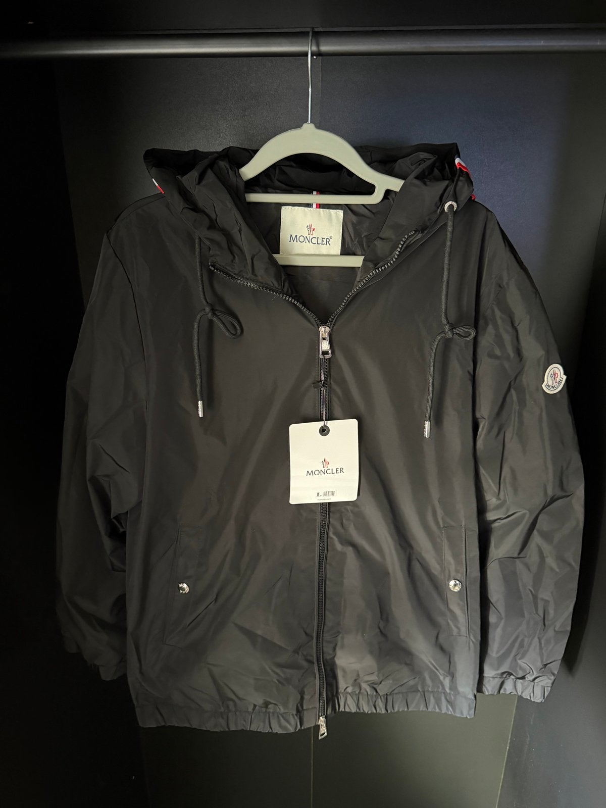Moncler Windbreaker Zwart Maat L - Nieuw met kaartjes, Ophalen of Verzenden, Nieuw, Maat 52/54 (L), Zwart