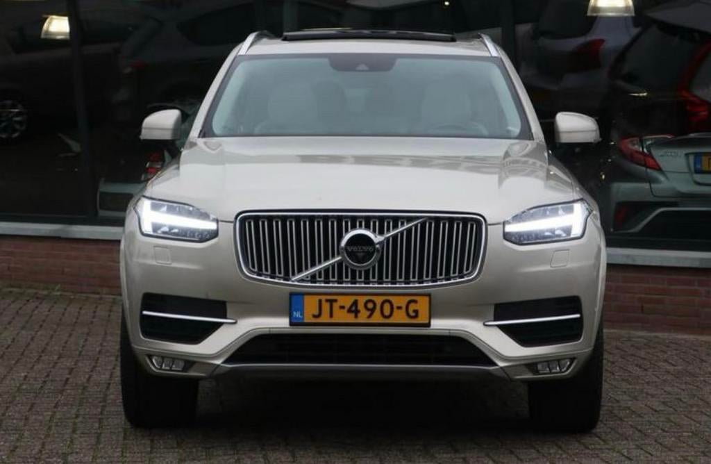 Volvo XC90 2.0 D5 inscription  AWD 8-ST 2016, Auto's, Beige, 1969 cc, 7 stoelen, Lichtsensor