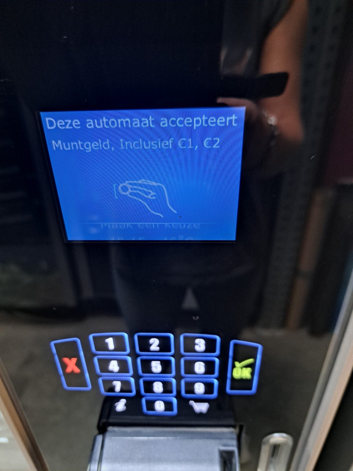 snack automaat compact model gekoeld, Ophalen, Gebruikt
