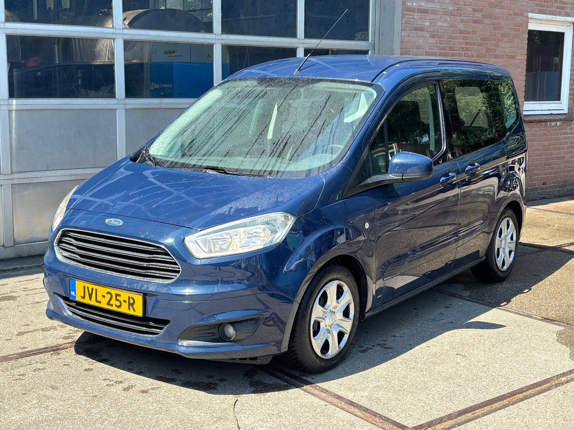 Ford Tourneo Courier 1.0 ,AIRCO,CRUISE,149892KM, Auto's, Voorwielaandrijving, Gebruikt, Zwart, Blauw