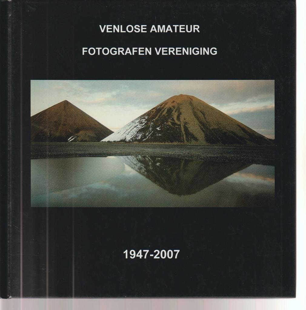 Venlose Amateur Fotografen Vereniging 1947-2007, Verzenden, Zo goed als nieuw, Fotografen